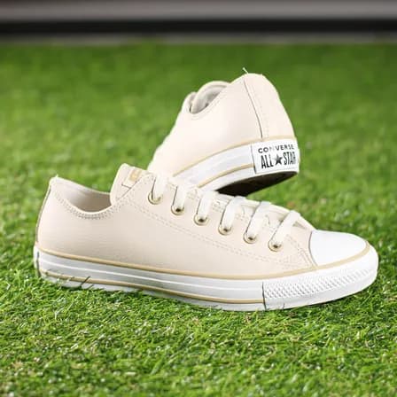 Tênis Converse Chuck Taylor All Star Cano Baixo Bege